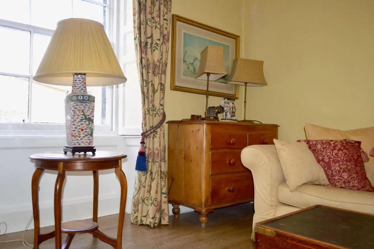 Thistle Street Apartment At Heart Of The City Centre エディンバラ
