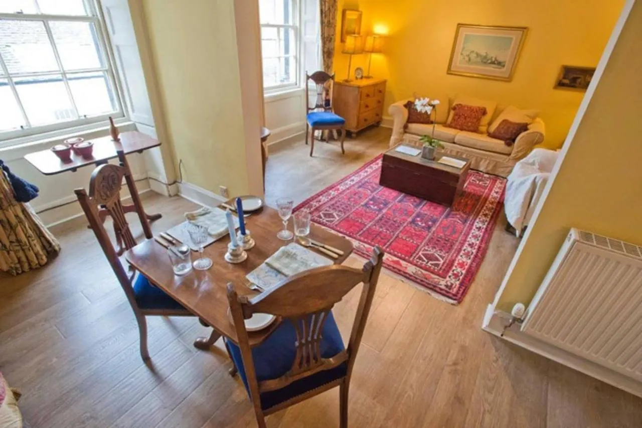 Thistle Street Apartment At Heart Of The City Centre エディンバラ 0*,  イギリス